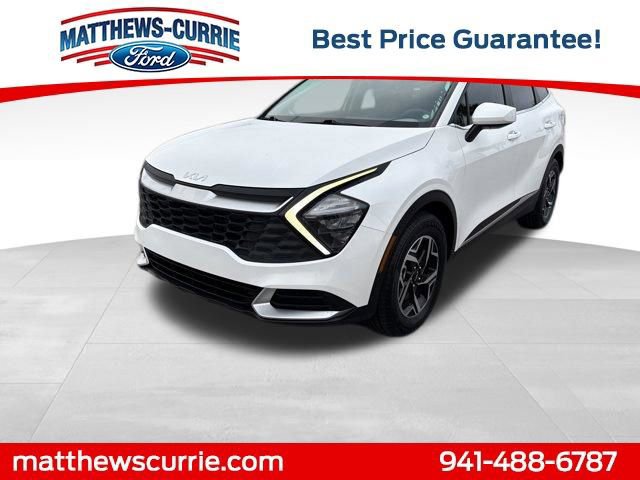Used 2023 Kia Sportage LX image 1
