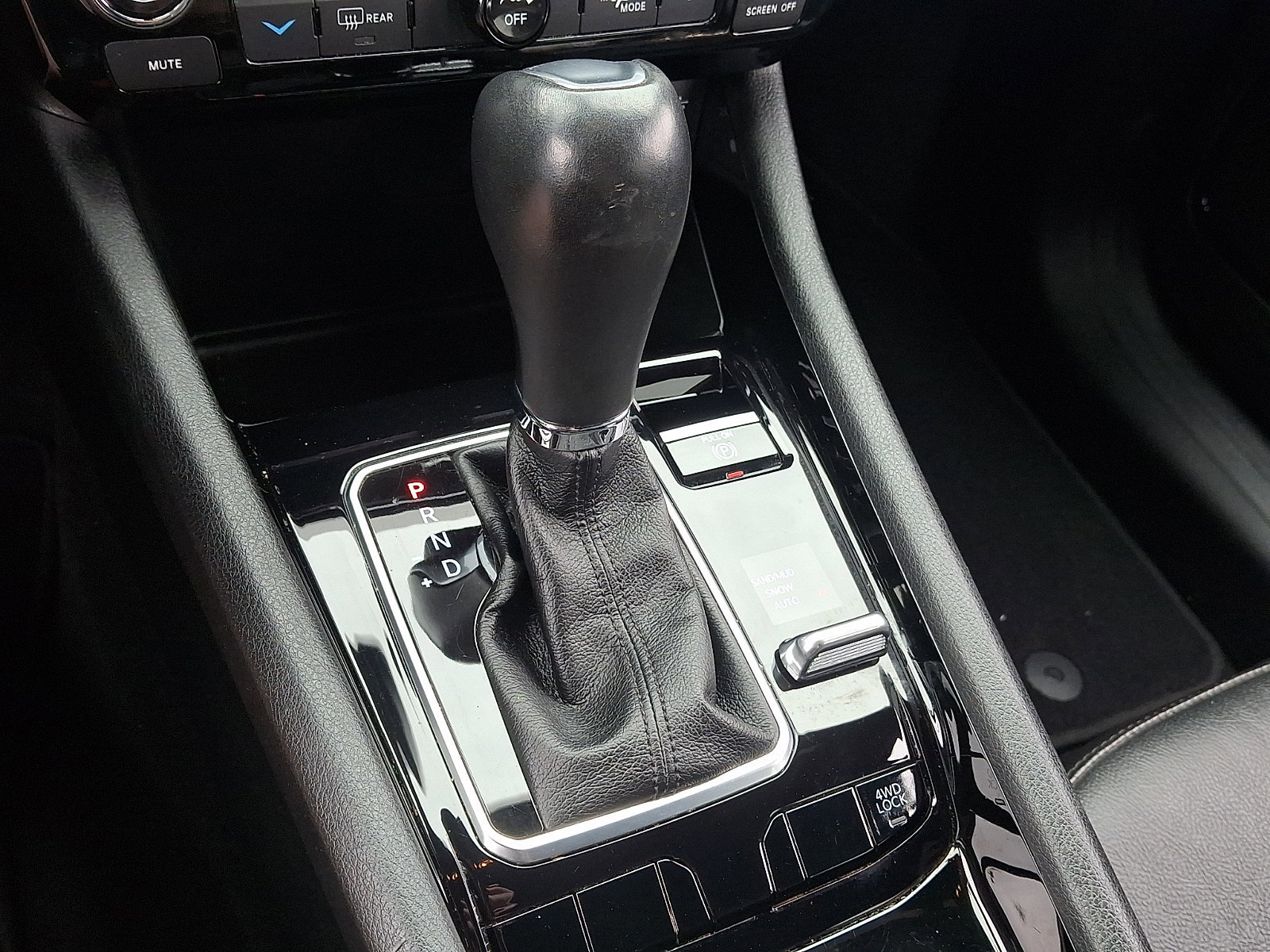 Used 2022 Jeep Compass Limited image 21