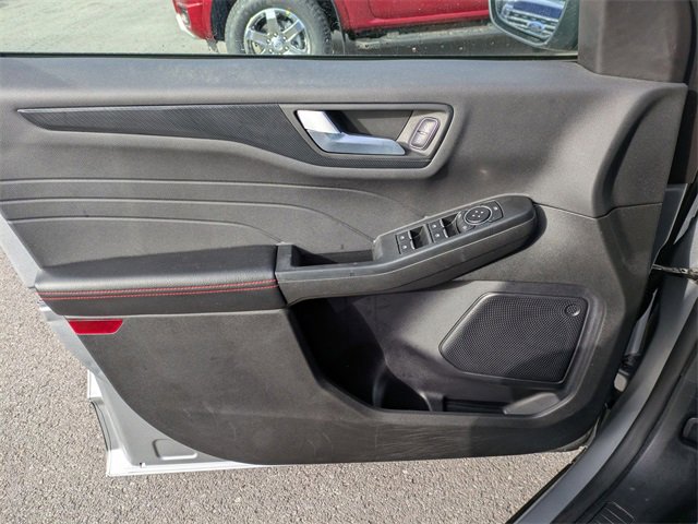 Certified 2023 Ford Escape ST-Line Select image 6