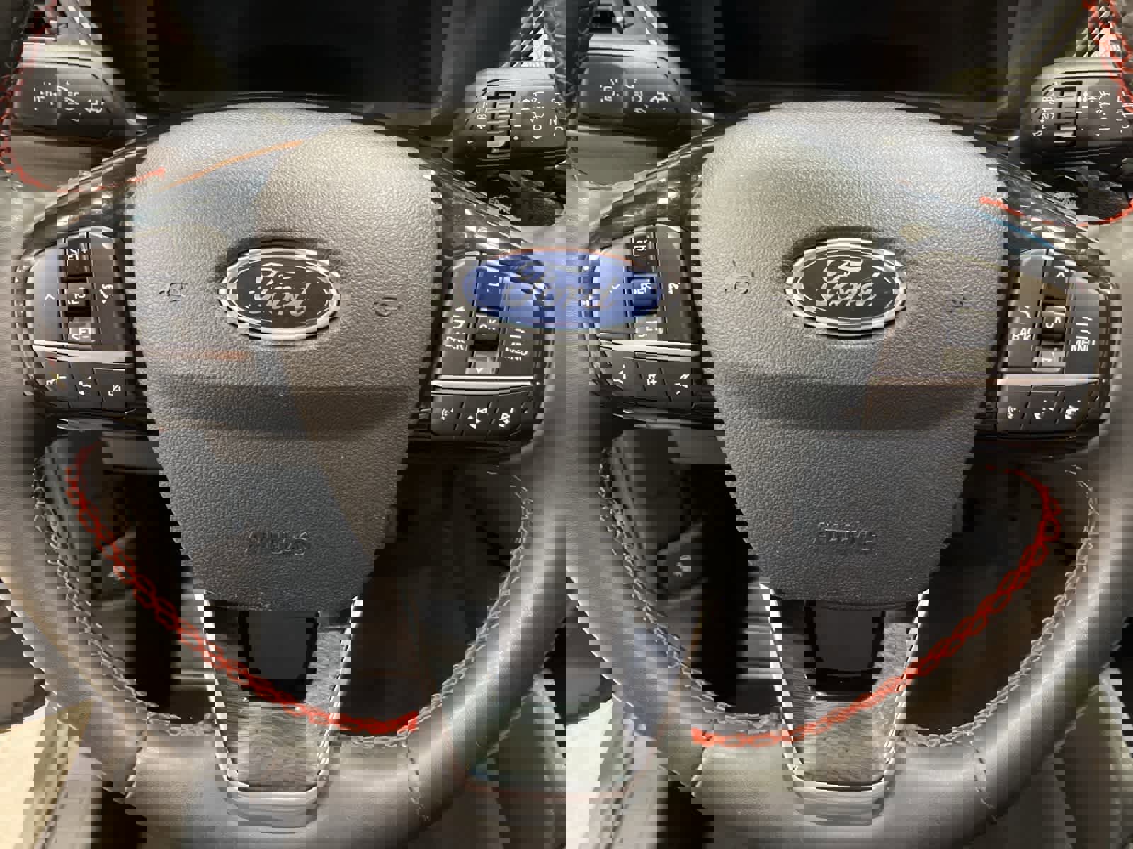 Certified 2021 Ford Escape SEL w/ SEL Stealth AWD Package image 16