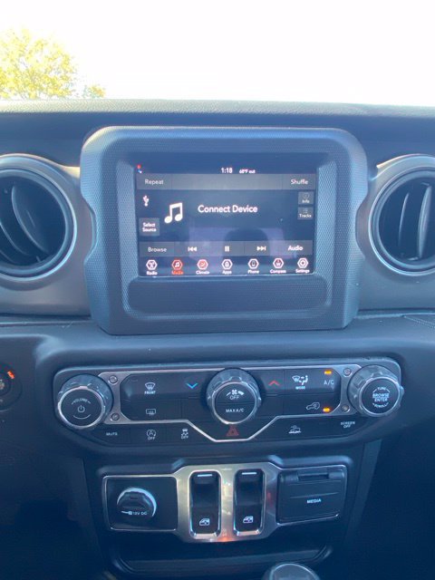 Used 2023 Jeep Wrangler Sport AWD/4WD image 10
