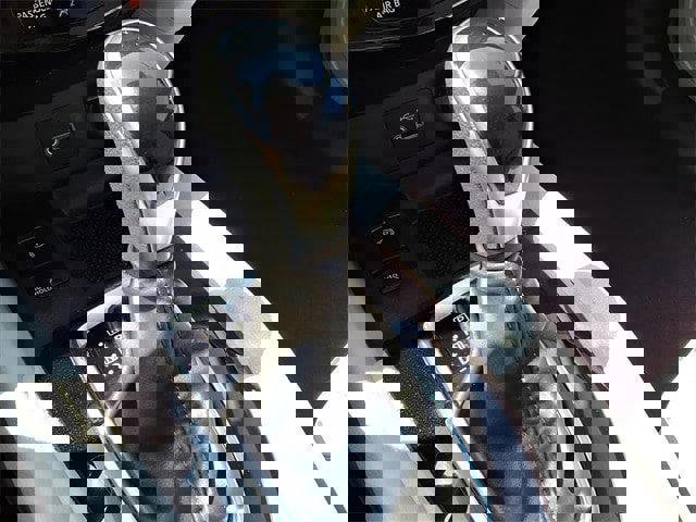 Used 2022 Nissan Rogue Sport SL image 17