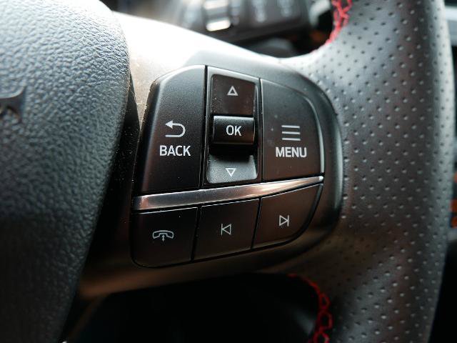 Certified 2025 Ford Escape ST-Line Select AWD/4WD image 26