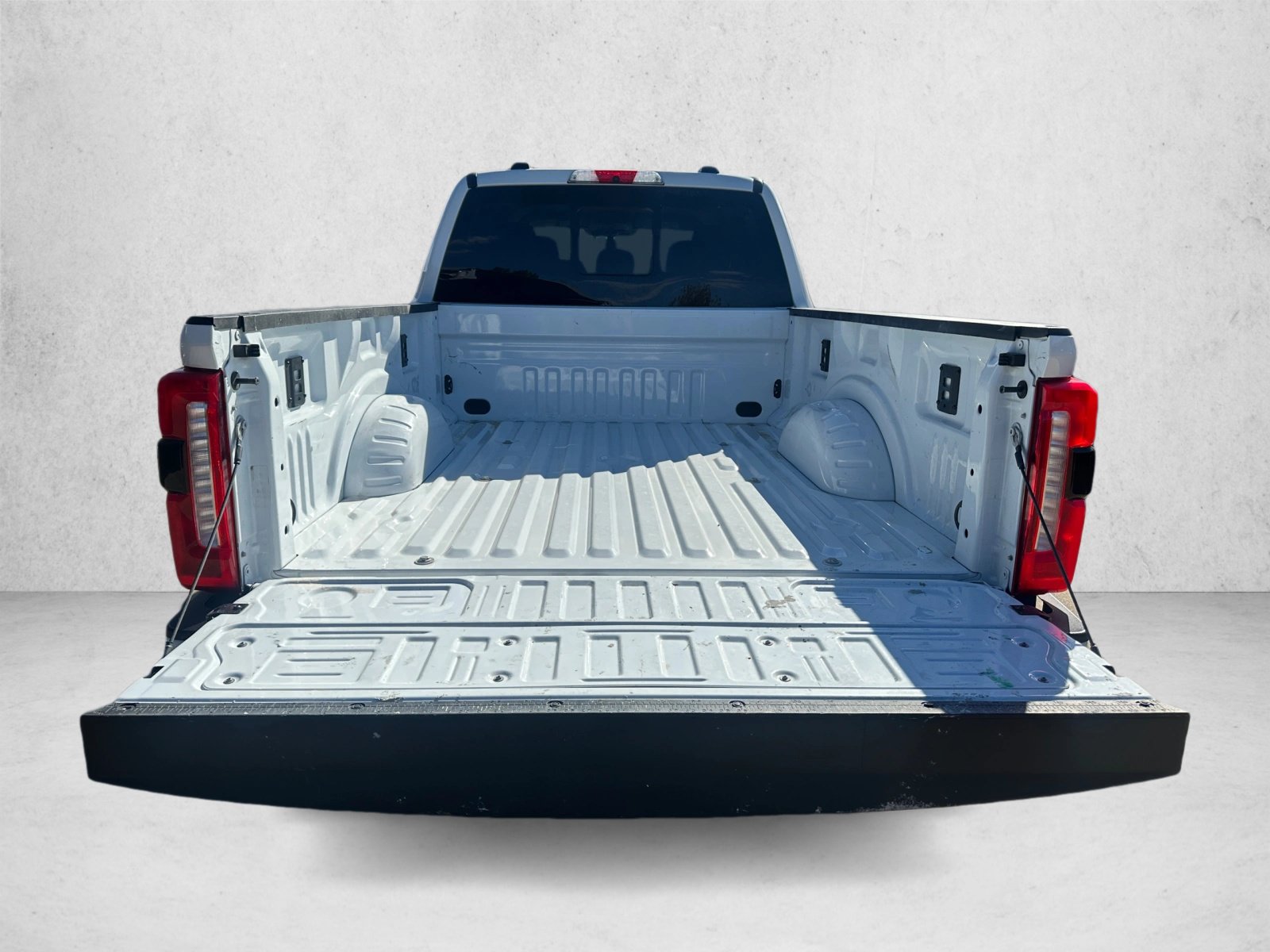 Certified 2025 Ford F250 XL w/ STX Appearance Package AWD/4WD image 23