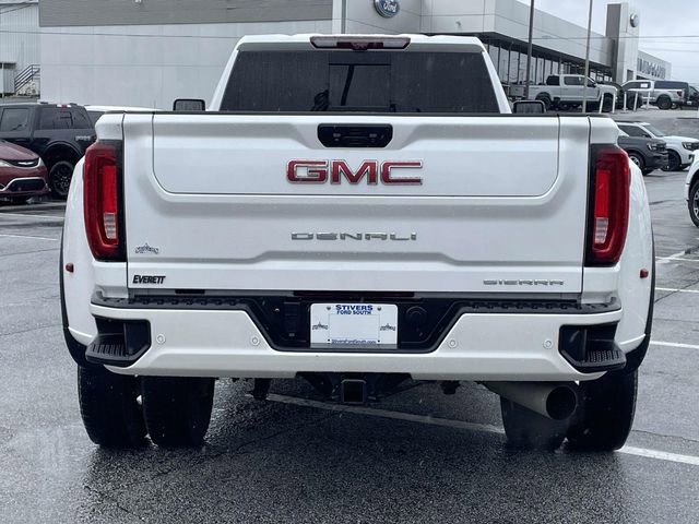 Used 2022 GMC Sierra 3500 Denali w/ Denali Ultimate Package image 4