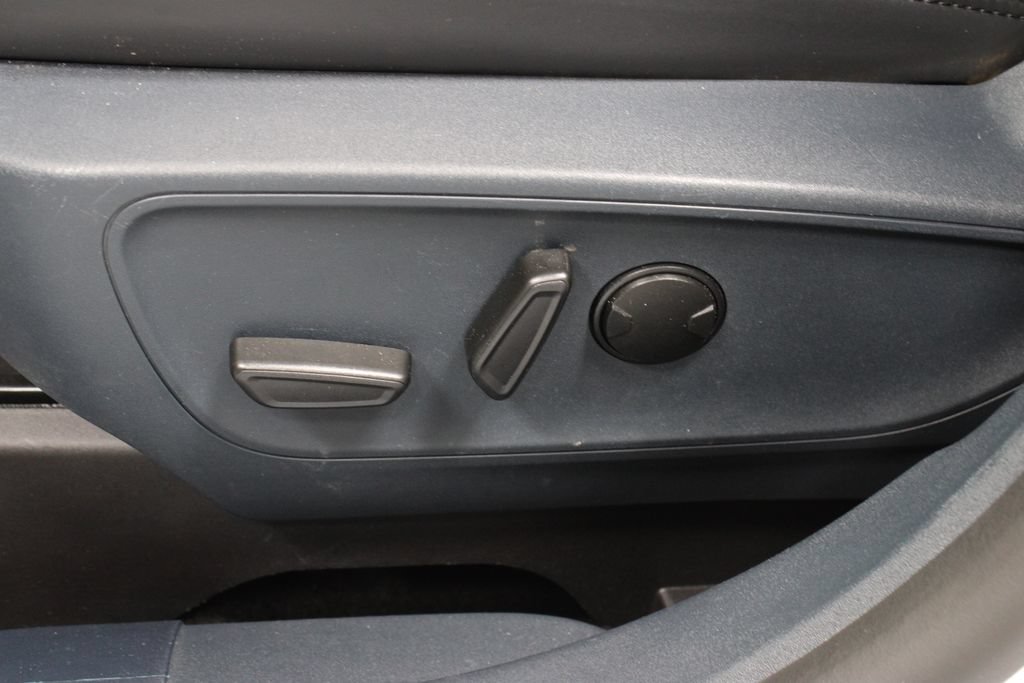 Certified 2024 Ford Maverick Lariat w/ Black Appearance Package AWD/4WD image 26