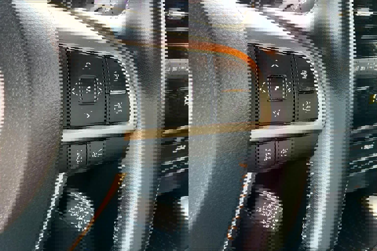 Used 2023 Lexus GX 460 Premium image 48