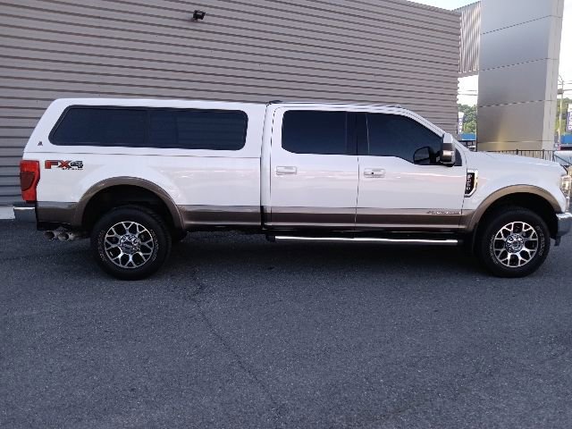 Certified 2022 Ford F350 Lariat w/ Lariat Ultimate Package AWD/4WD image 2