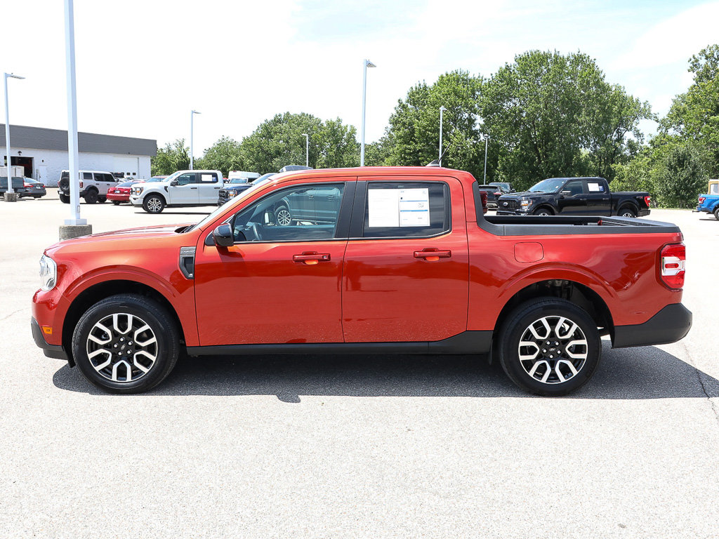 Certified 2024 Ford Maverick Lariat w/ 4K Tow Package AWD/4WD image 2