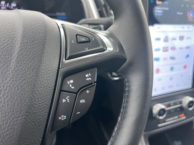 Certified 2023 Ford Edge SEL w/ Convenience Package image 12