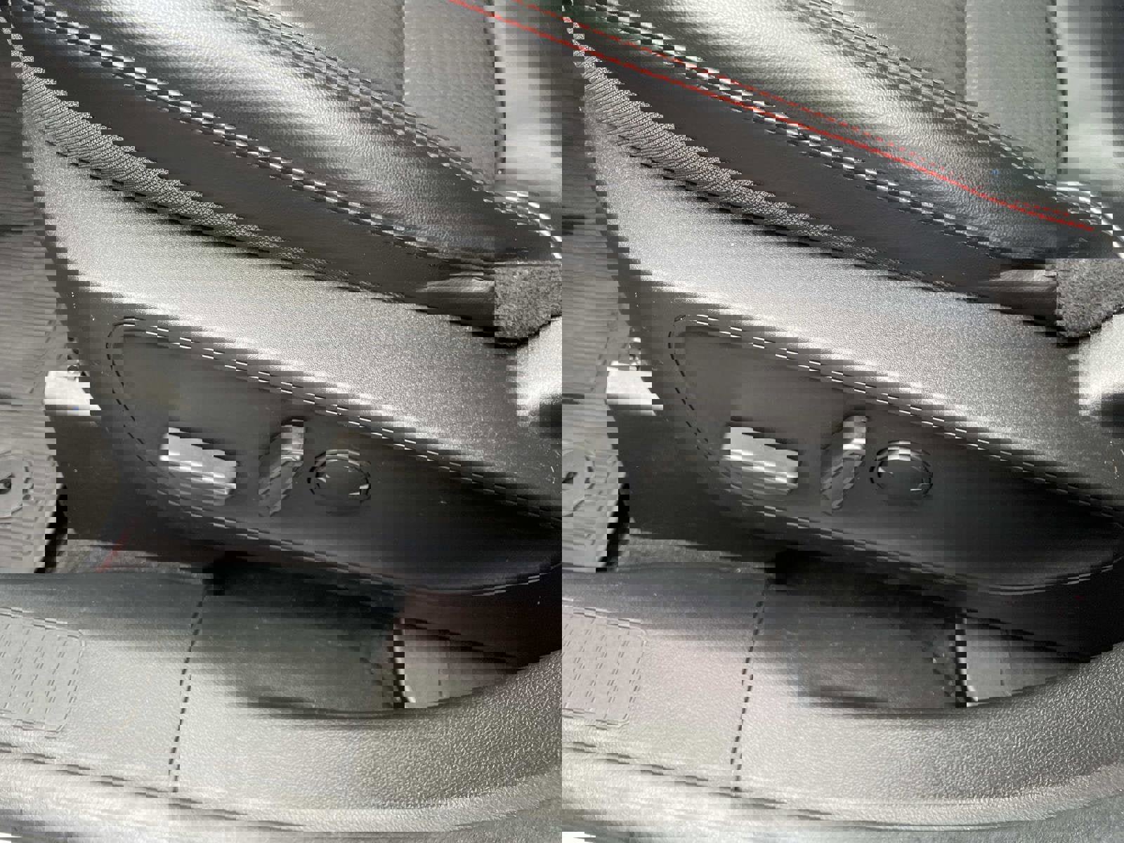 Certified 2023 Ford Escape ST-Line w/ Tech Pack #1 image 15