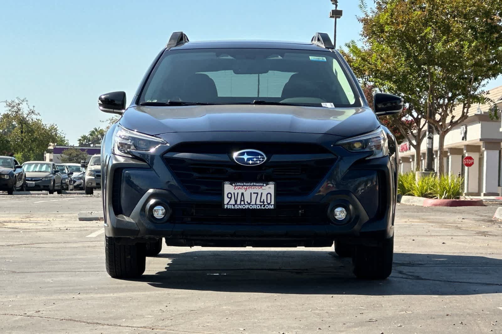 Used 2025 Subaru Outback Premium AWD/4WD image 11