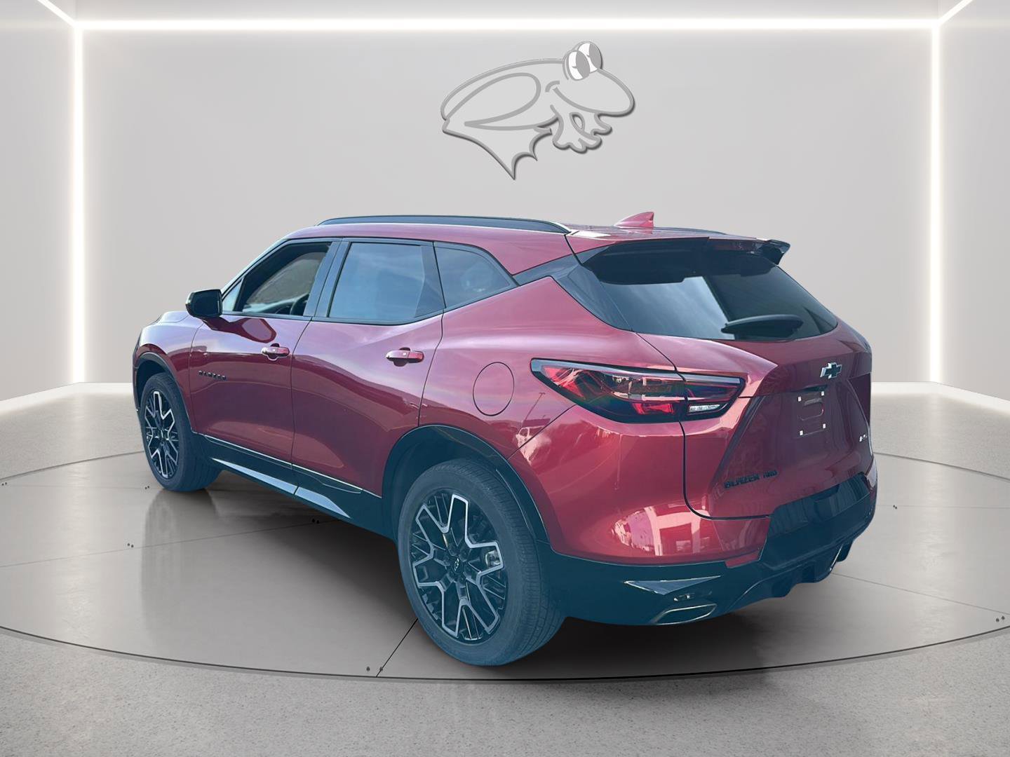 Used 2023 Chevrolet Blazer RS w/ Driver Confidence II Package AWD/4WD image 3