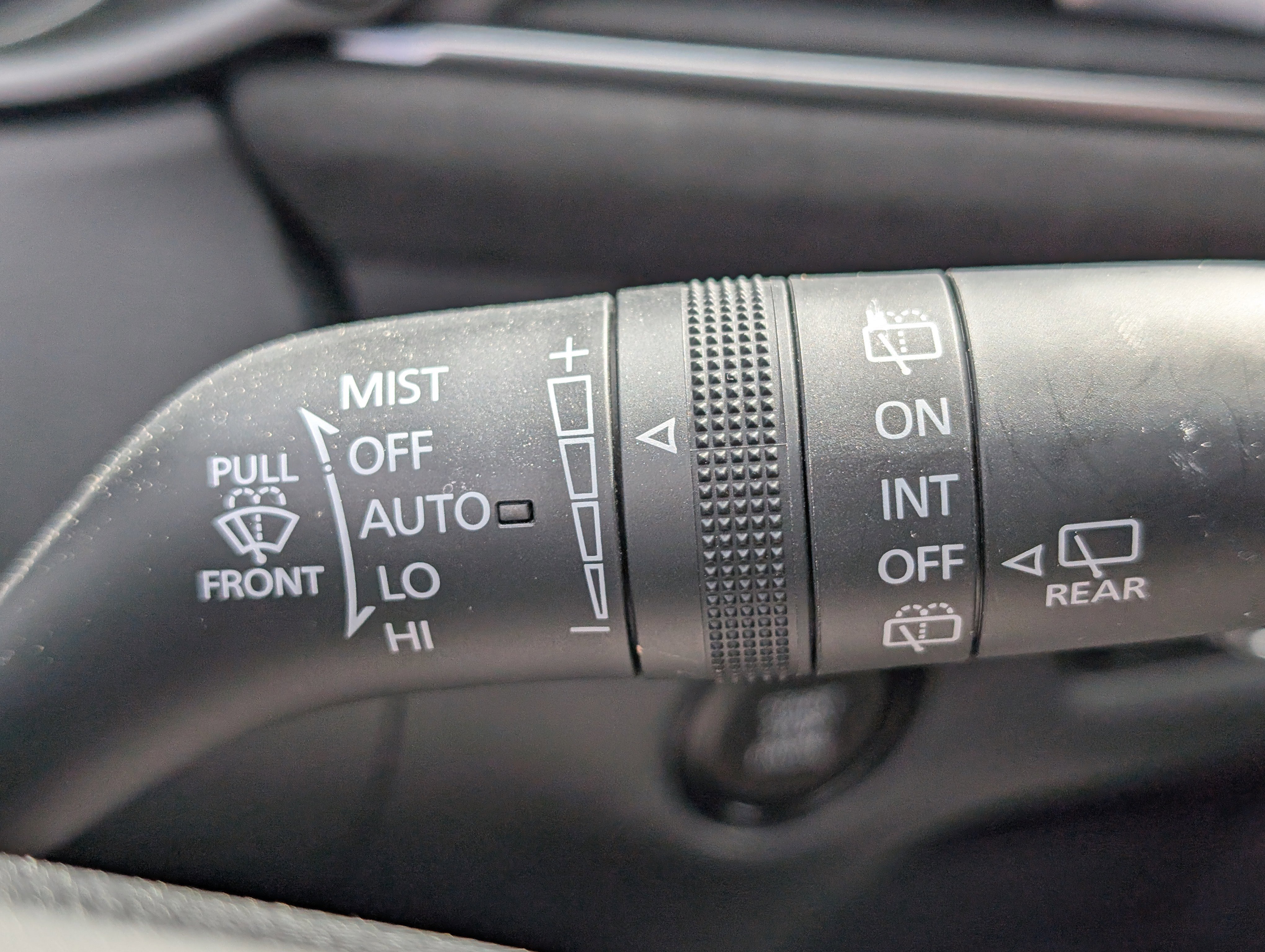 Used 2024 MAZDA CX-30 Carbon image 25