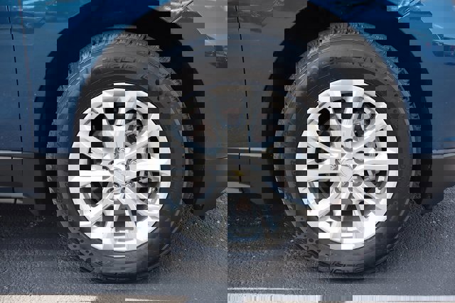 Used 2021 Chevrolet Equinox LT image 13