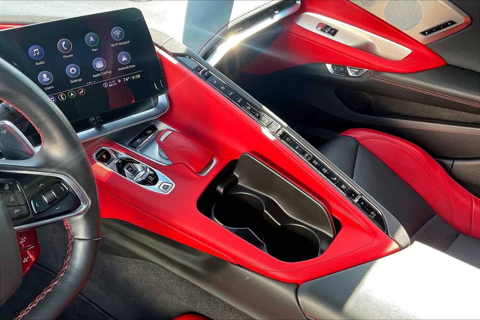 Used 2022 Chevrolet Corvette Stingray Preferred Cpe w/ Engine Appearance Package RWD image 15