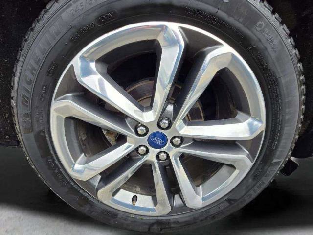 Certified 2017 Ford Edge Sport w/ Equipment Group 401A AWD/4WD image 33