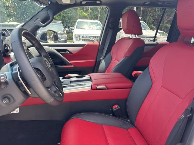 Used 2025 Lexus LX 600 F Sport w/ Accessory Package (Z1) AWD/4WD image 6