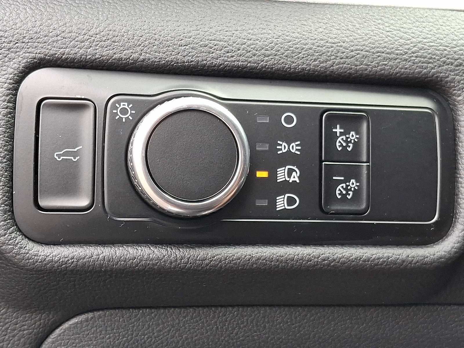 Certified 2024 Ford Explorer XLT AWD/4WD image 26