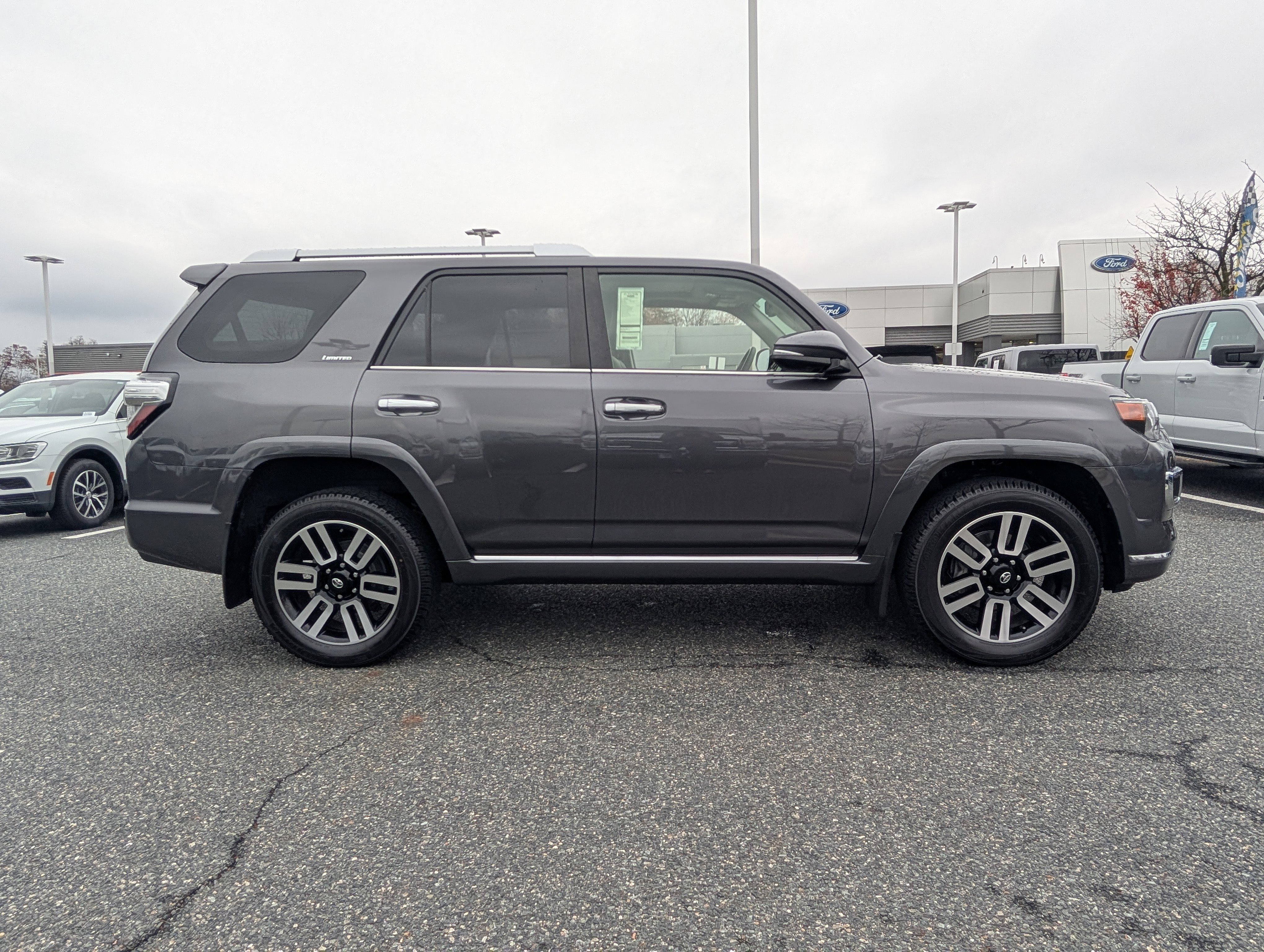 Used 2022 Toyota 4Runner Limited image 6