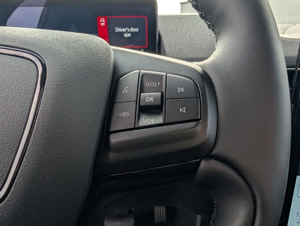 Certified 2025 Ford Mustang Mach-E Select w/ Comfort Package Lite image 9