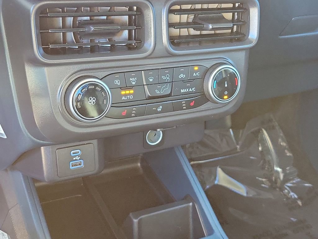 Certified 2023 Ford Maverick XLT w/ XLT Luxury Package image 29