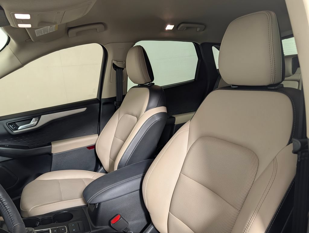 Certified 2020 Ford Escape SEL FWD image 24