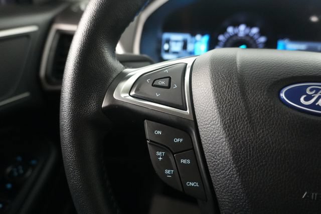 Certified 2022 Ford Edge SEL w/ Convenience Package AWD/4WD image 16