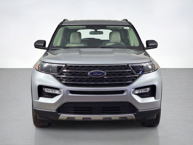 Certified 2023 Ford Explorer XLT w/ Equipment Group 202A AWD/4WD image 8