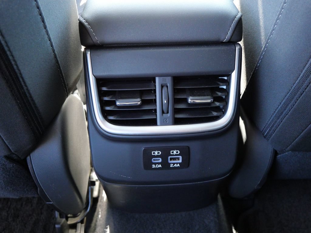Used 2025 Subaru Outback Premium AWD/4WD image 20