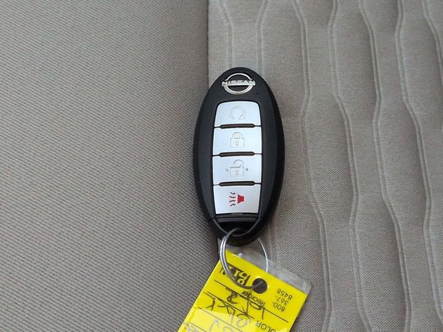 Used 2022 Nissan Pathfinder SV image 27