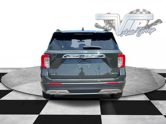 Certified 2023 Ford Explorer XLT w/ Equipment Group 202A AWD/4WD image 6