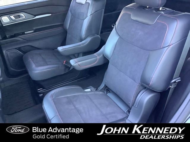 Certified 2025 Ford Explorer ST image 23