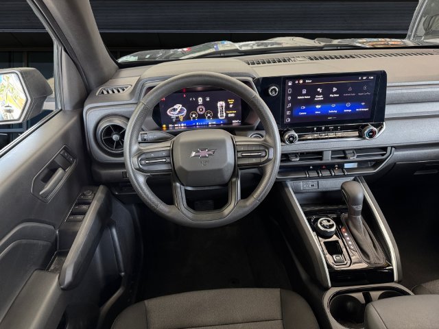 Used 2024 Chevrolet Colorado Trail Boss w/ Advanced Trailering Package AWD/4WD image 12
