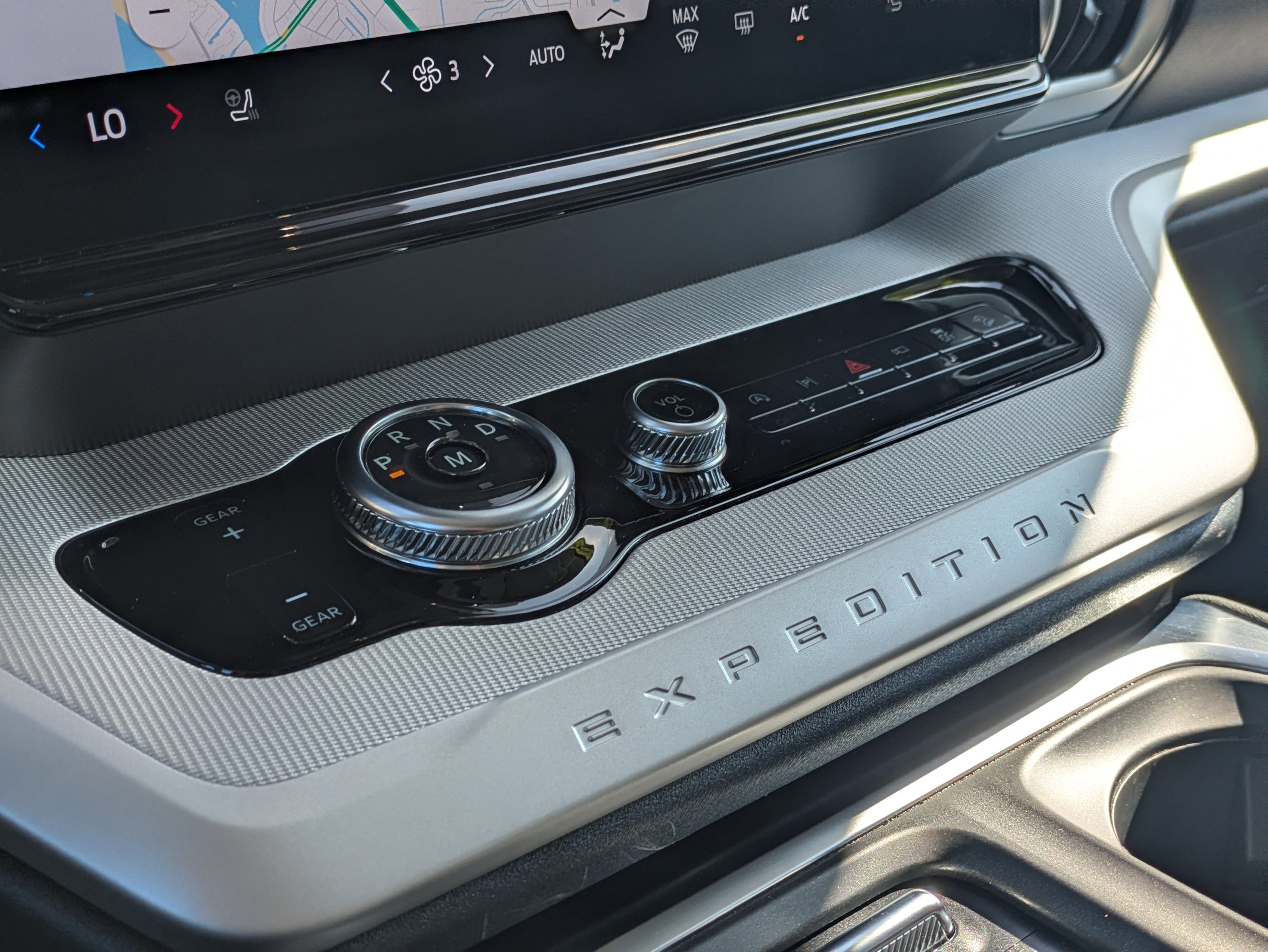 Certified 2025 Ford Expedition Max Active image 37