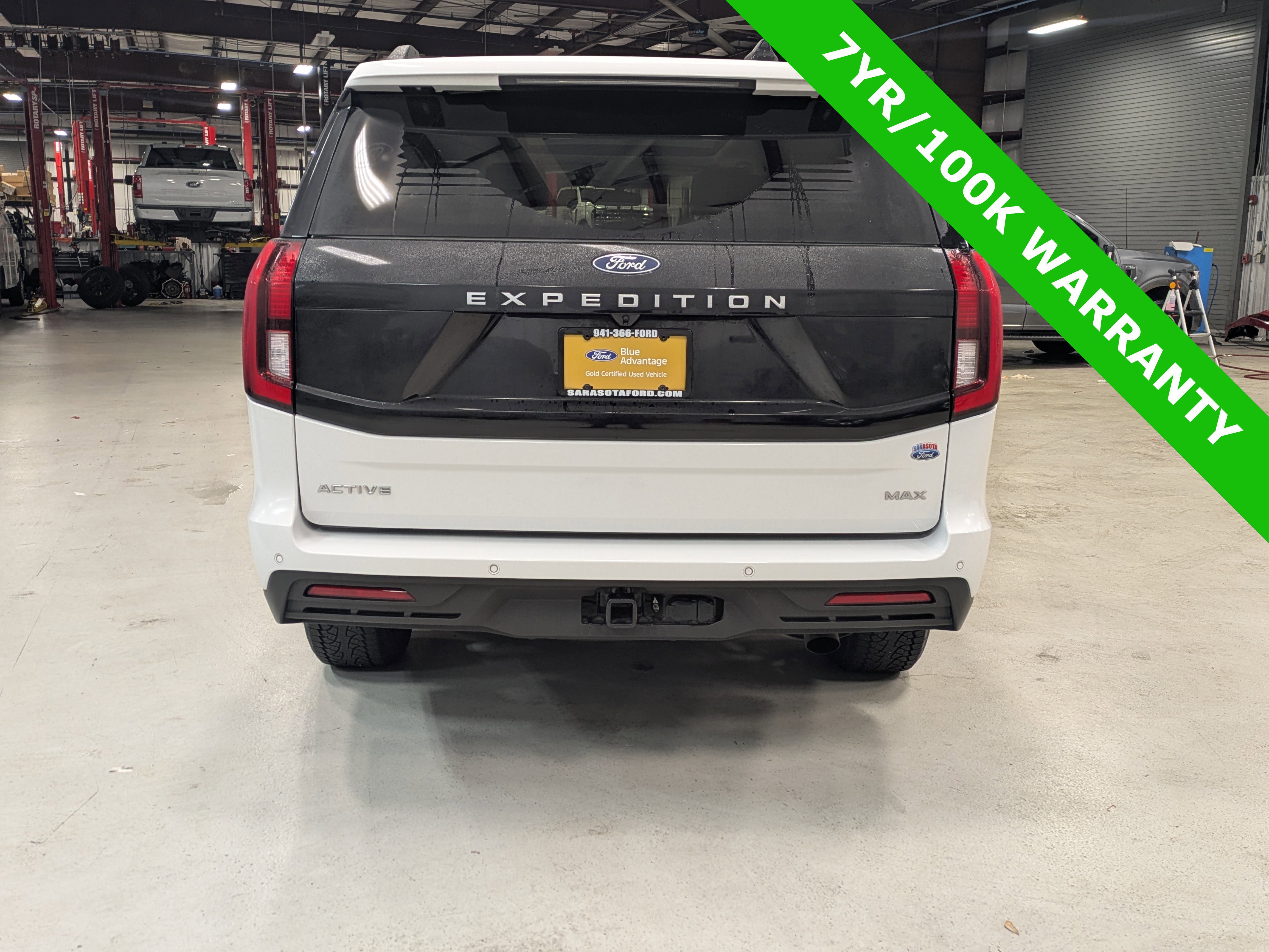 Certified 2025 Ford Expedition Max Active image 3