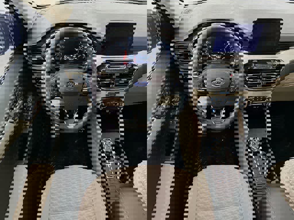 Certified 2020 Ford Escape SE image 13