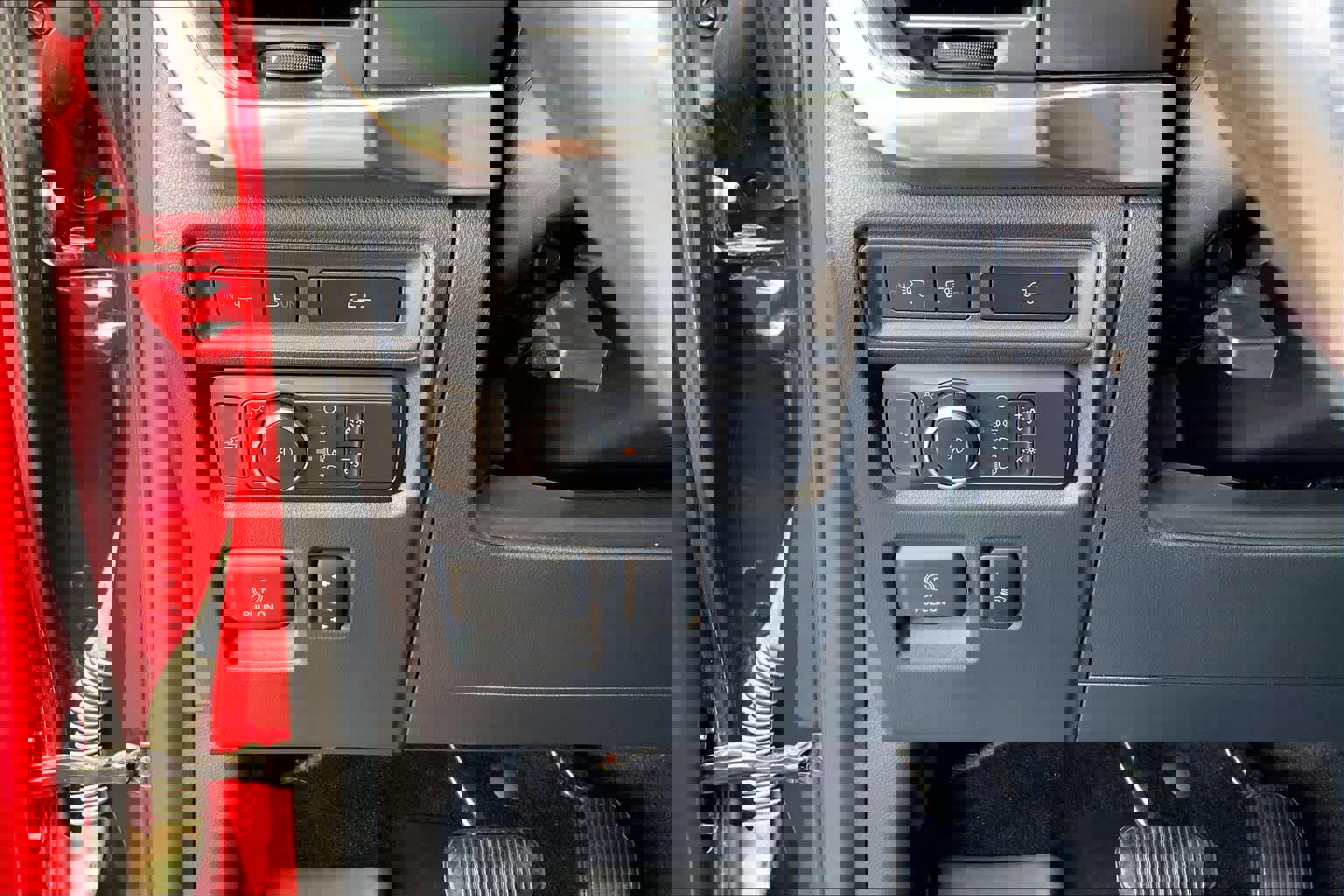 Certified 2021 Ford F150 Lariat image 34