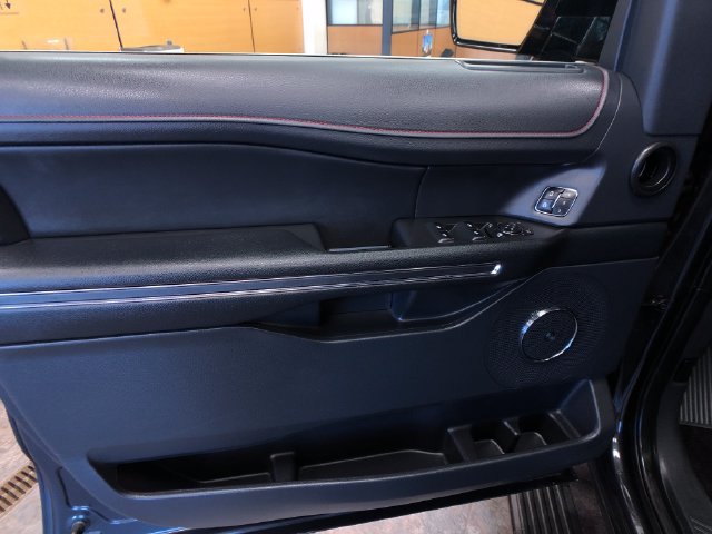 Certified 2022 Ford Expedition Limited AWD/4WD image 12