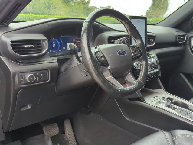 Certified 2022 Ford Explorer ST w/ Equipment Group 401A AWD/4WD image 9
