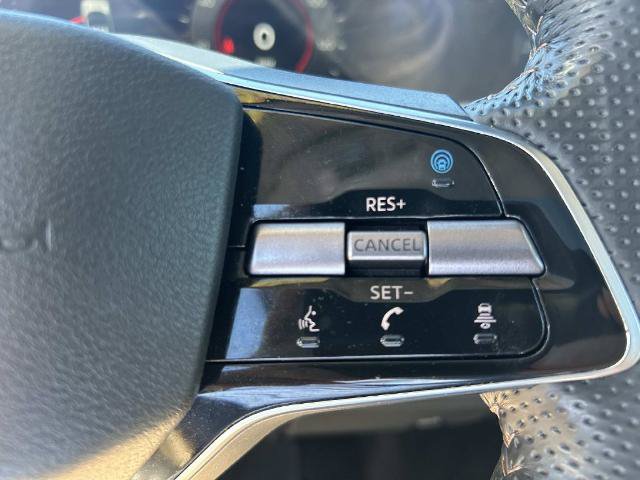 Used 2023 Nissan Ariya AWD image 33