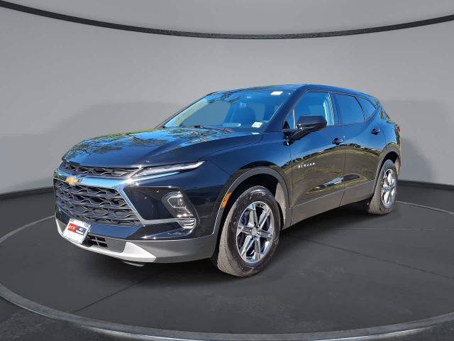 Used 2025 Chevrolet Blazer LT