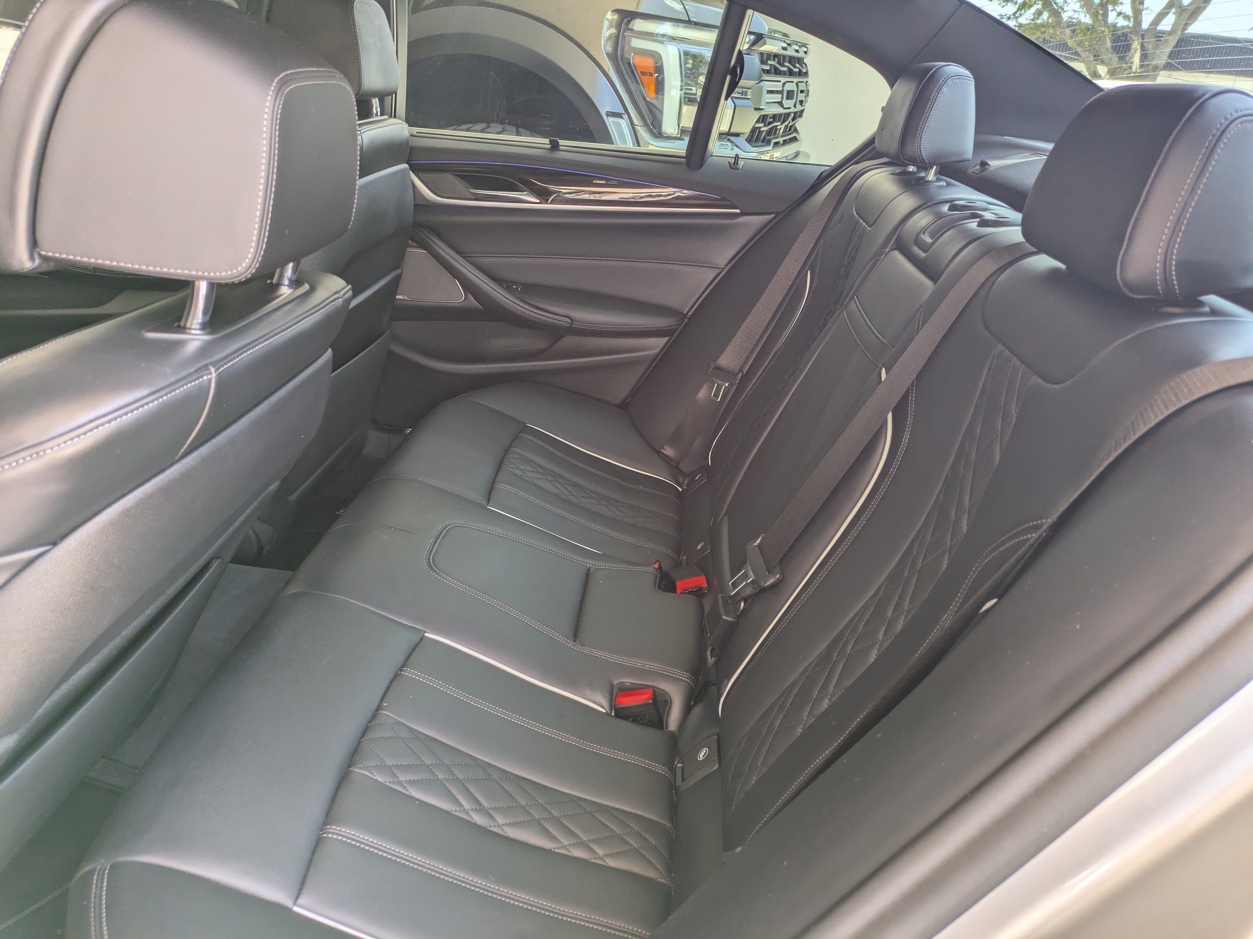 Used 2020 BMW 530e w/ Executive Package RWD image 14