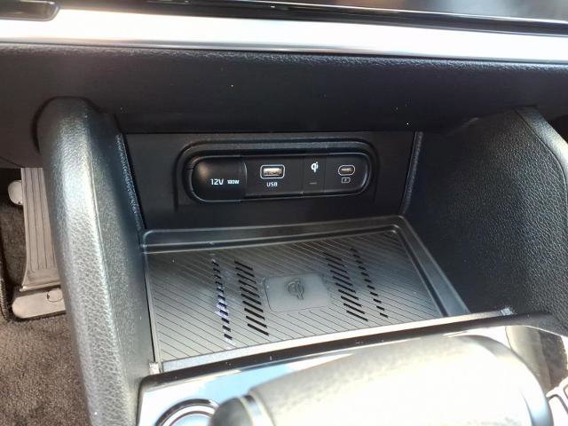 Used 2024 Kia Sportage EX image 18