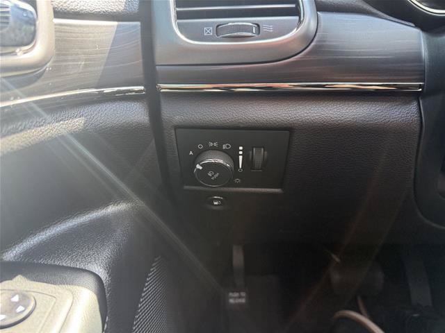 Used 2020 Jeep Grand Cherokee Limited X AWD/4WD image 12