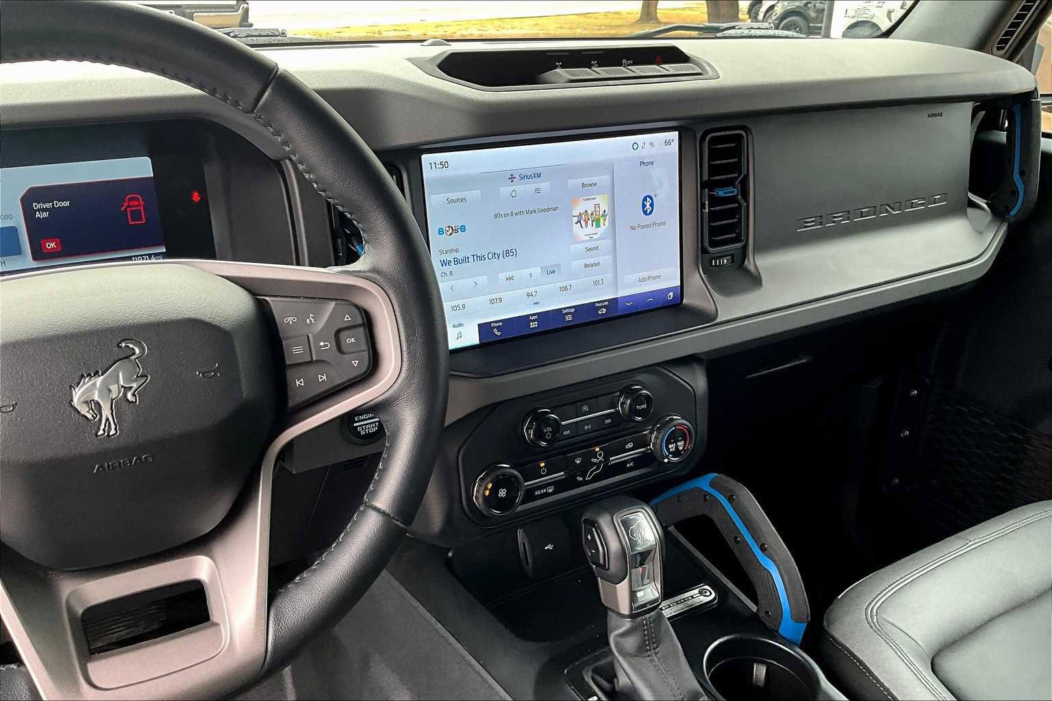 Certified 2024 Ford Bronco Black Diamond image 7