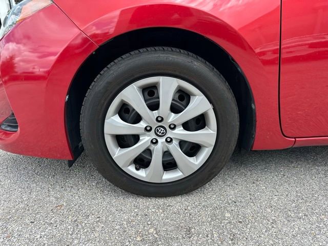 Used 2019 Toyota Corolla LE FWD image 23