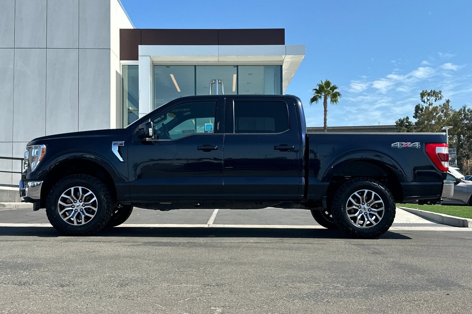 Certified 2021 Ford F150 Lariat AWD/4WD image 6