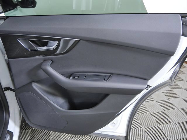 Used 2021 Audi Q8 Premium AWD/4WD image 15