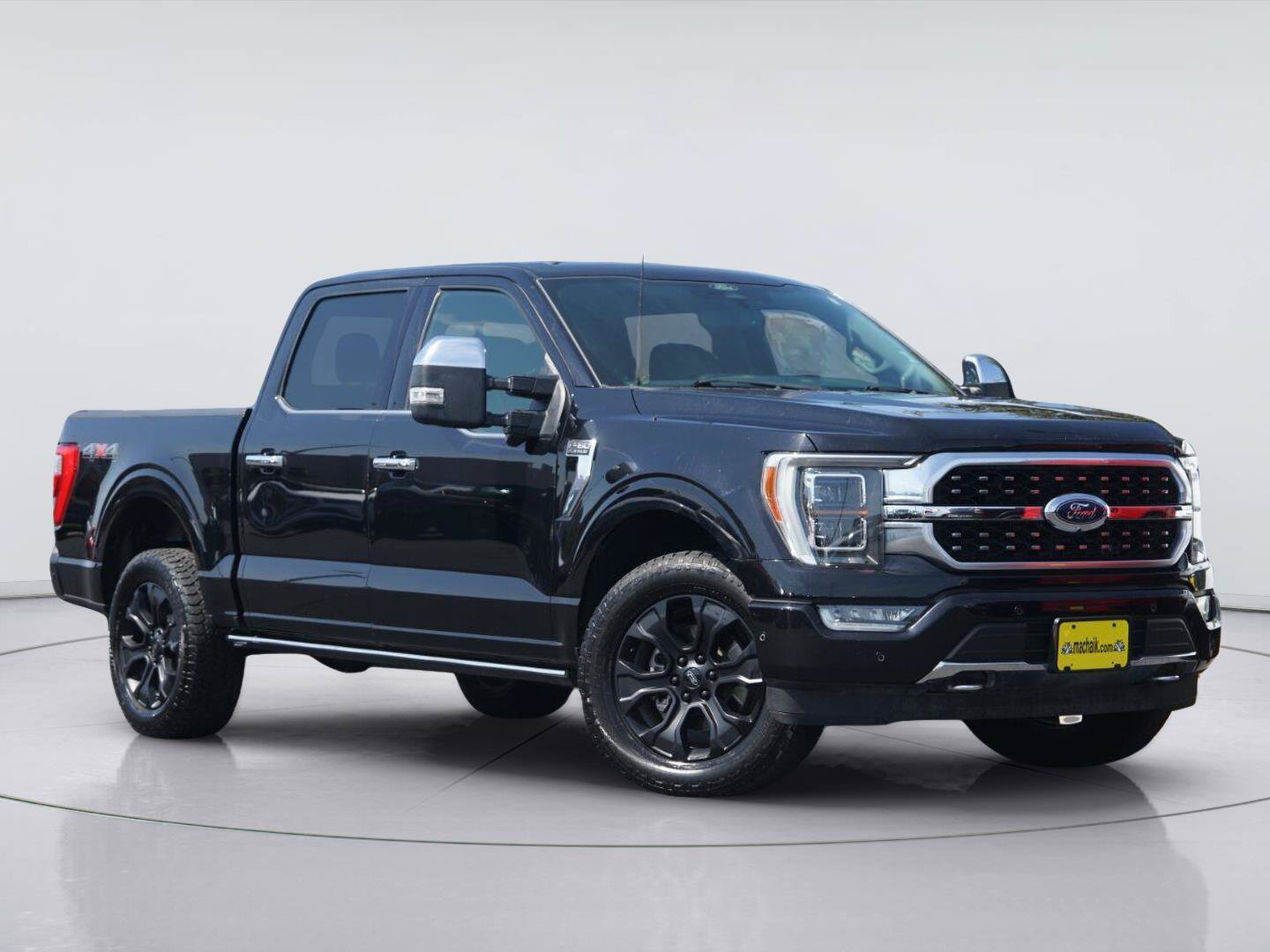 Certified 2022 Ford F150 Platinum w/ Equipment Group 701A High AWD/4WD image 2